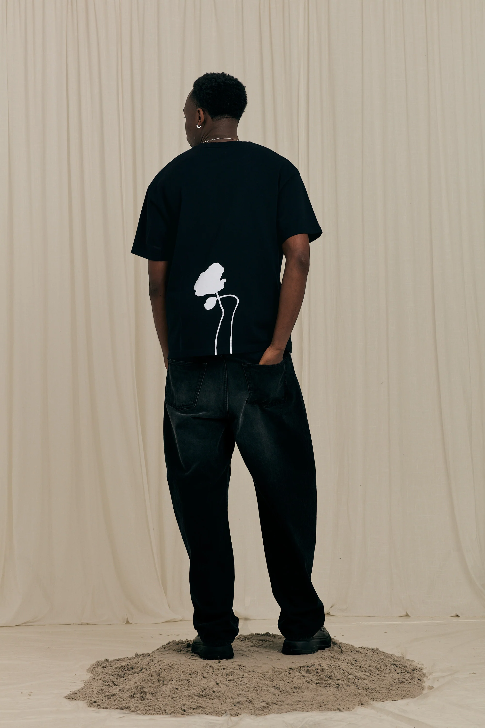 Jasmine Black T-shirt - Image 3