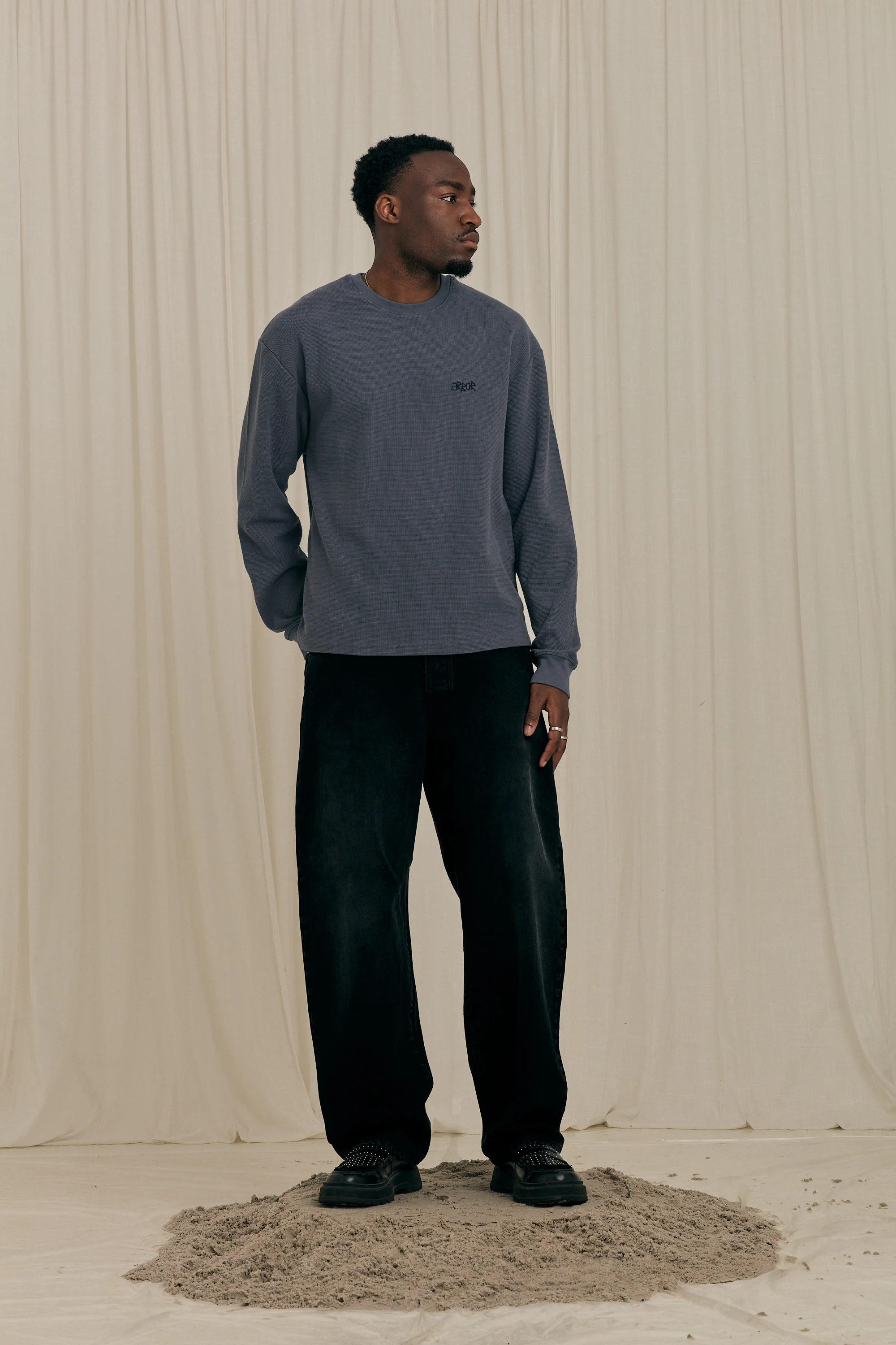 Halftone Waffle Crewneck Grey - Image 4